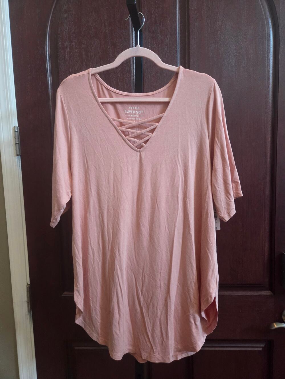 NWT Torrid Size 2 Pink Tunic V-Neck Super Soft Knit Top